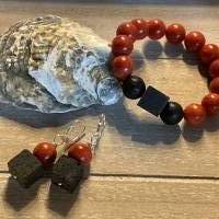 Wunderschönes Armband mit Schaumkorallen und Lavastein,Rotes Perlenarmband,Armschmuck,Extravagantes Armband,Schmuck Bild 3