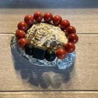 Wunderschönes Armband mit Schaumkorallen und Lavastein,Rotes Perlenarmband,Armschmuck,Extravagantes Armband,Schmuck Bild 6