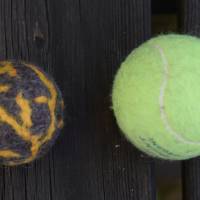 Filzball Wolle 5,4 cm waschbar handgemacht zum Spielen, Jonglieren, Handtraining, Entspannen Bild 3