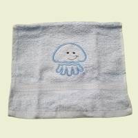 kleines Kinder-Handtuch,Gäste-Handtuch mit einem Wal bestickt, Größe ca. 30 x 50 cm Bild 4