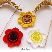 Eine Häkelblume nach Farbwahl - Häkelapplikation,Aufnäher,Tischdeko,Geschenk,Mohnblume,Margerite,Sonnenblume Bild 3