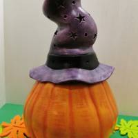 Gruseliger Halloween Kürbis  mit Hut Bild 3