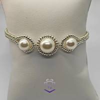 Zartes, minimalistisches Perlenarmband in weiß-silber in Handarbeit gefertigt. Auch als Brautschmuck geeignet Bild 6