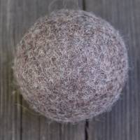 Filzball Wolle 6,2 cm waschbar handgemacht zum Spielen, Jonglieren, Handtraining, Entspannen Bild 5