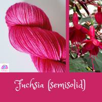 Fuchsia Semisolid, Handgefärbte Sockenwolle/Tuchwolle, 4fädig, 100 g Strang Bild 1