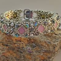 Wunderschönes  Armband, handgefertigt mit hochwertigen Perlen in rosa, silber, weiß, grau metallic, viktorianischer Stil Bild 1