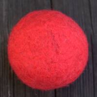 Filzball Wolle 6,4 cm waschbar handgemacht zum Spielen, Jonglieren, Handtraining, Entspannen Bild 1