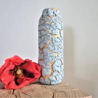 Handgemachte Dekovase in Wüstenbodenoptik | Upcycling Vase grau gold | nachhaltige Deko für Regal und Wohnzimmer Bild 1