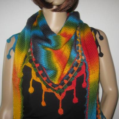 Dreieckstuch, Schaltuch mit wunderschönem Farbverlauf, gestrickt und gehäkelt, Schal, Stola