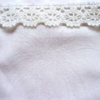 Wäschebeutel aus weißem Damast zeitlos schön und elegant Bild 5