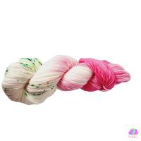 High Twist "Kirschblütentraum", Handgefärbte Sockenwolle/Tuchwolle, 4fädig, 100 g Strang Bild 3