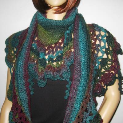 Auffälliges Schaltuch in Sichelform aus weicher Wolle, Stola, Schal, gehäkelt