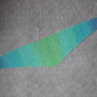 Dreieckstuch, Schaltuch aus handgefärbter Wolle mit langem Farbverlauf, gestrickt, Schal, Stola Bild 3