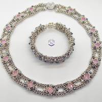 Wunderschönes  Collier, handgefertigt mit hochwertigen Perlen in rosa, silber, weiß, grau metallic, viktorianischer Stil Bild 3