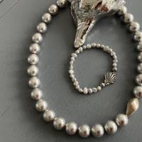 Handgefertigte extravagante Silbergraue Perlenkette,Moderne Perlenkette,Perlencollier mit Echt Silber Zwischenteil, Bild 9