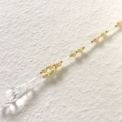 Suncatcher Perlenhänger in Creme-Gold zum Aufhängen handgefertigt von Hobbyhaus