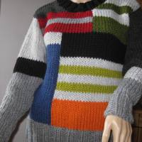 Ausgefallener Pullover, gestrickt im mehrfarbigen Patchwork-Style + Loop-Schal Bild 2