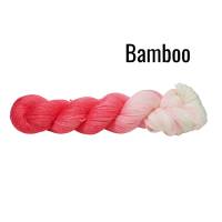 Handgefärbte Sockenwolle mit Bambus, 4fädig, 100 g Strang, Farbe: Erdbeer-Sahne-Bonbon Bild 1