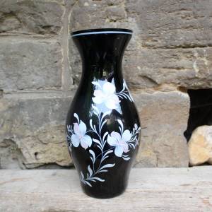 große Vase 29,5 cm Hyalithglas Schwarzglas Blumendekor Emaillefarben Handbemalt DDR Bild 3