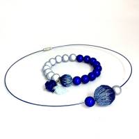 BICOLOR hellblau/königsblau - Halsreif und/oder Armband mit doppelt gestrickten Kugeln und magischen Leuchtperlen, einze Bild 2