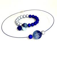 BICOLOR hellblau/königsblau - Halsreif und/oder Armband mit doppelt gestrickten Kugeln und magischen Leuchtperlen, einze Bild 7