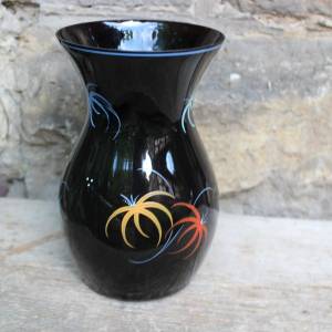 Vase Hyalithglas Schwarzglas Blumendekor Emaillefarben Handbemalt 50er Jahre DDR Bild 2