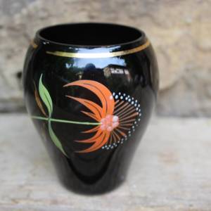 kleine Vase Hyalithglas Schwarzglas Blumendekor Emaillefarben Handbemalt 50er 60er Jahre DDR Bild 2