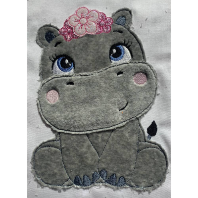 Stickdatei Doodle Hippo Nilpferd mit Blumen Applikation    Set 735 Maschinenstickerei