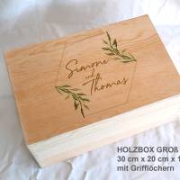 Erinnerungsbox aus Holz Hochzeit Greenery Hexagon Bild 1