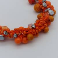 Häkelkette orange silber - Collier gehäkelt - 50 cm - Holzperlen - Acrylperlen - Halskette - Statementschmuck Bild 2