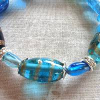 Glasperlenarmband in Blau-Türkis zeitlos schön handgemacht von Hobbyhaus Bild 7