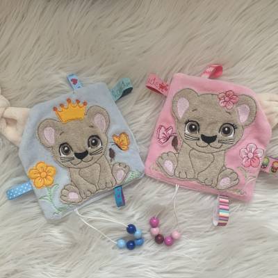 Stickdatei Schnullertuch Schmusetuch Doodle Löwe und Löwin Applikation Set 736