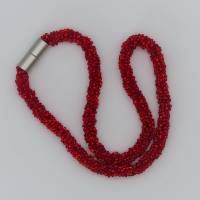 Halskette, Häkelkette feuerrot irisierend, Länge 43 cm, Perlenkette aus Glasperlen gehäkelt, Rocailles, Häkelschmuck Bild 2