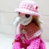 Klorollenhut, Pestarzt Ärztin, mit Puppe und Schnabelmaske in pink Bild 4
