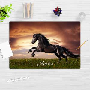 Schreibtischunterlage – Schwarzes Pferd mit Wunschname – 60 x 40 cm – Schreibunterlage Kinder aus Premium Vinyl  – Made Bild 2