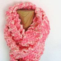 Schal aus Bändchengarn in weiss-rosa handgestrickt von Hobbyhaus Bild 1