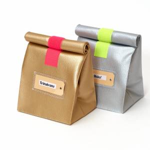 Tasche silber- metallic aus Kunstleder mit Klettverschluss mit Innenfutter, Schminktäschen, Kosmetiktasche, Lunchbag Bild 4