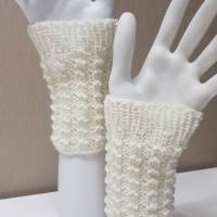 Pulswärmer 100 % Merino-Wolle handgestrickt weiß oder Wunschfarbe - Damen - Einheitsgröße - Modell 23 Bild 3