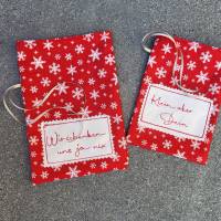 Weihnachtliches 2 tgl. Geschenkbeutel-Set aus rotem Baumwollstoff Bild 2