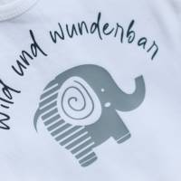 Babybody " wild und wunderbar "/ Elefant / Personalisierbar / Geschenk zur Geburt / Babykleidung Bild 2