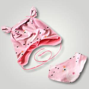 Windeltorte Bär Windelgeschenk Windelbär individuelles handmade Geschenk zur Geburt für Mädchen rosa Schwäne Ohrenmütze Bild 4