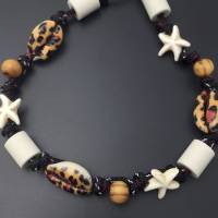 EM Keramik Halsband, Halskette, Schmuckband, Armband für Hund und Mensch - Kauri Muschel Wild Leo Bild 1