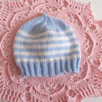 Mütze, 100% Wolle (weiche Merino), hellblau/ weiß gestreift, passt Neugeborenen, evtl. Frühchen Bild 3