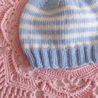 Mütze, 100% Wolle (weiche Merino), hellblau/ weiß gestreift, passt Neugeborenen, evtl. Frühchen Bild 4