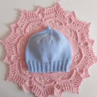 Reine Wolle, Mütze für Neugeborene/Frühchen, handgestrickt, uni hellblau Bild 1