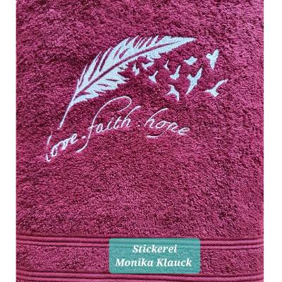 Duschtuch, bordeaux, 70 x 140, mit Motiv "love faith hope"
