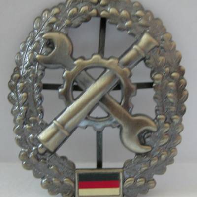 Original Bundeswehr Abz. - versch. Truppengattung - Metall
