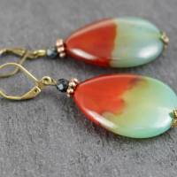 Ohrringe mit Tropfen Perlen, olivgrün und rot braun Bild 1