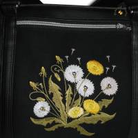 Bestickte schwarze Tasche mit Stickerei Löwenzahn Mohnblumen Handtaschen Umhängetaschen Schultertaschen Geschenkidee Bild 3
