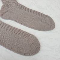 Handgestrickte Socken mit  Kaschmir  Größe 38/39 einfarbig ➜ Bild 2